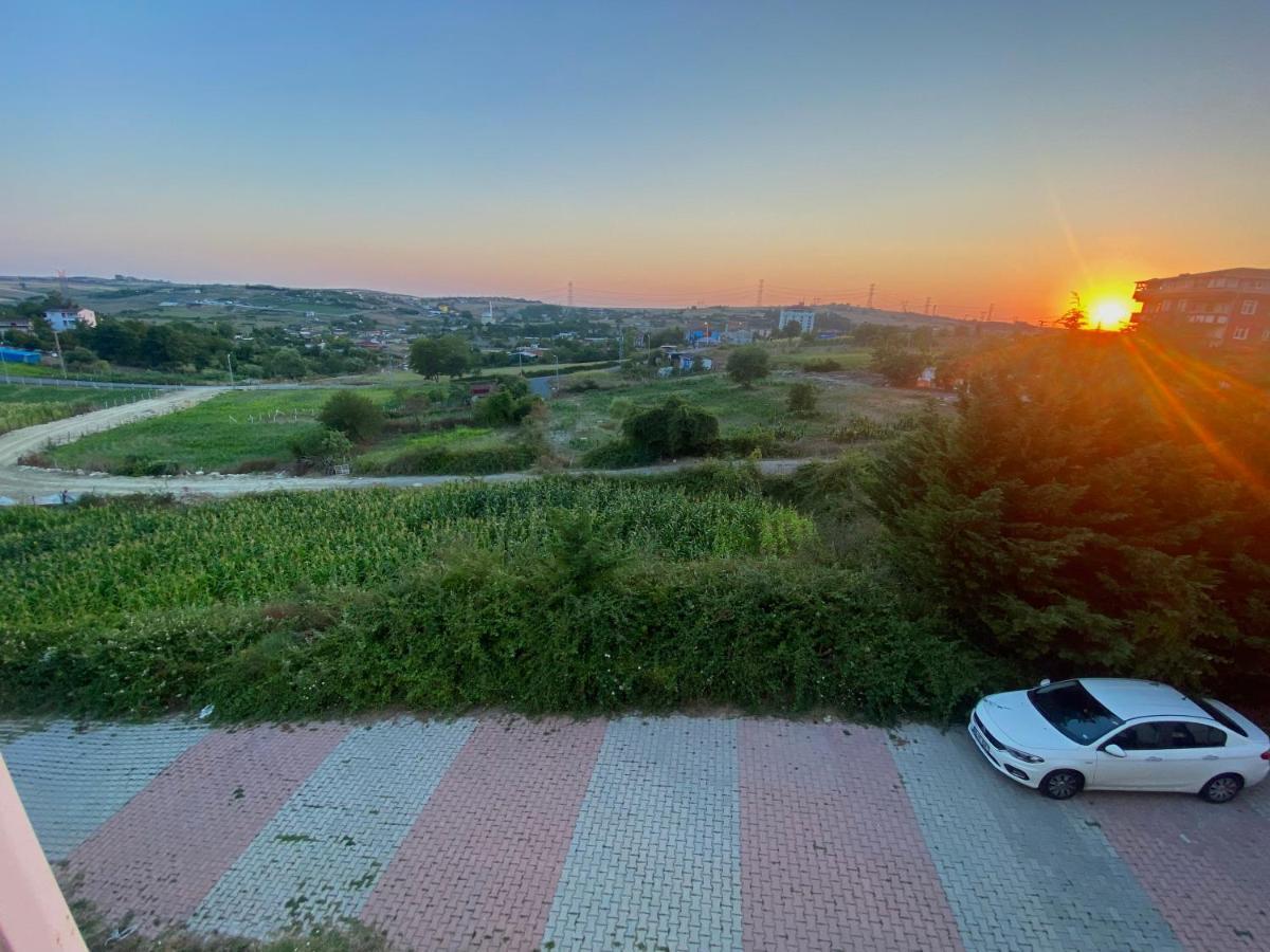 Spacious House Near The Airport Arnavutkoy Exterior foto